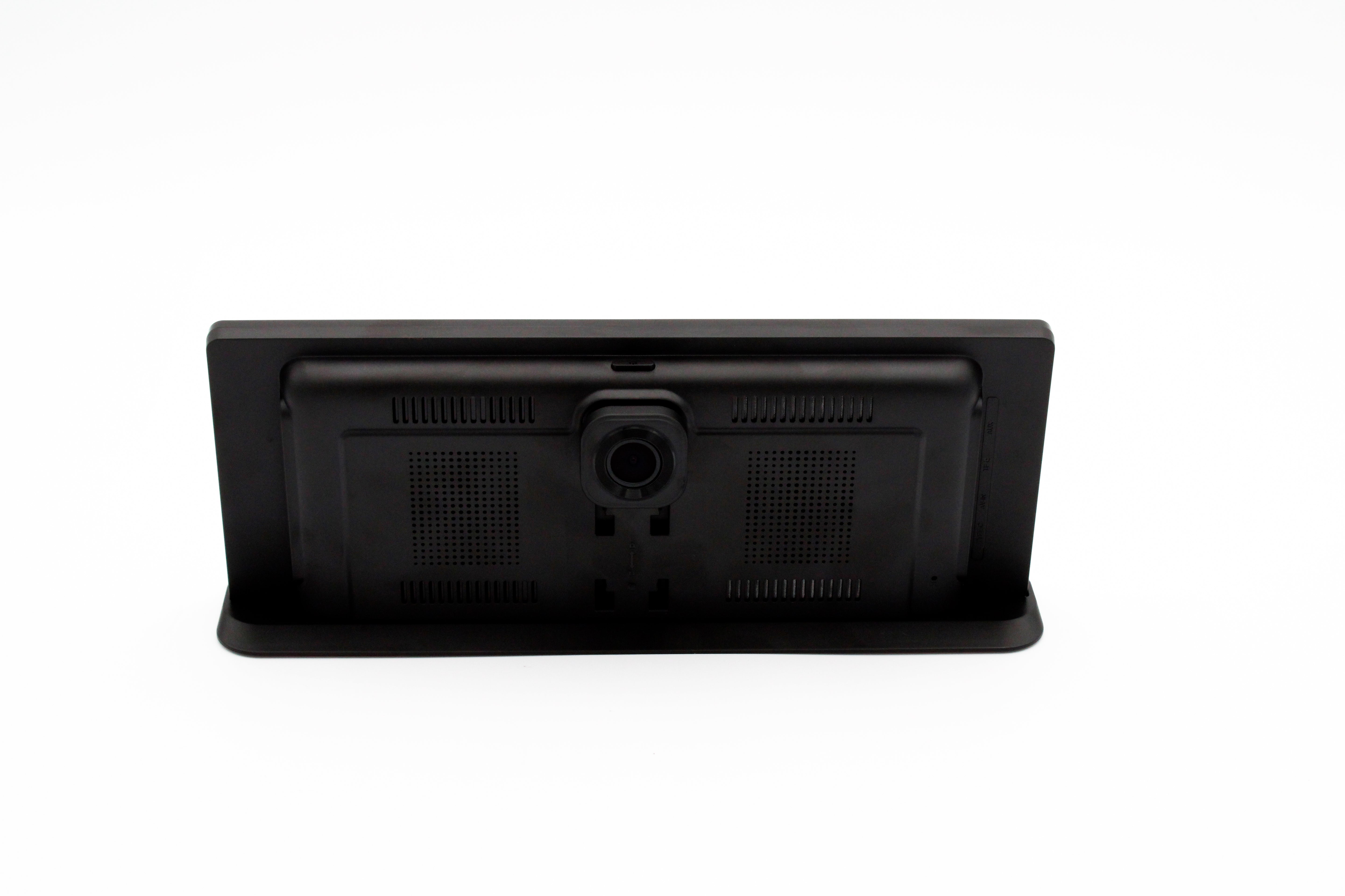 Apple CarPlay Exclusive
